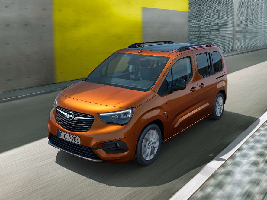 Opel Combo-e, Міхаель Лошшеллер